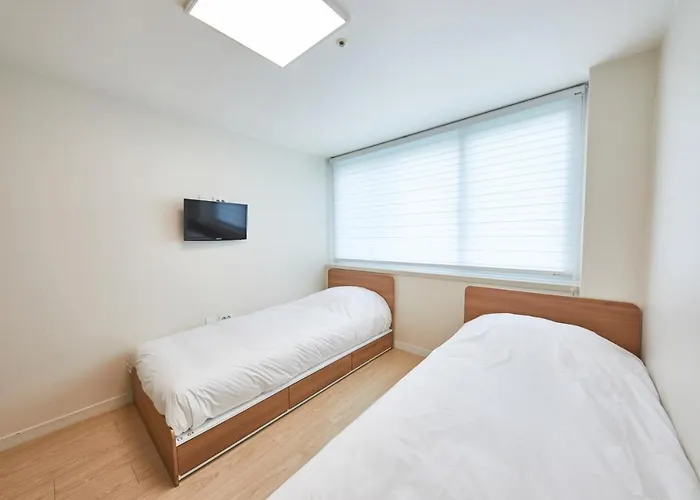 Hostal 123 *